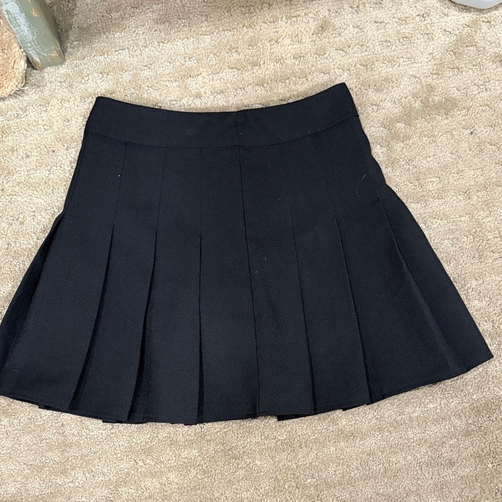 4 mini skirts black & white-sizeXS/S